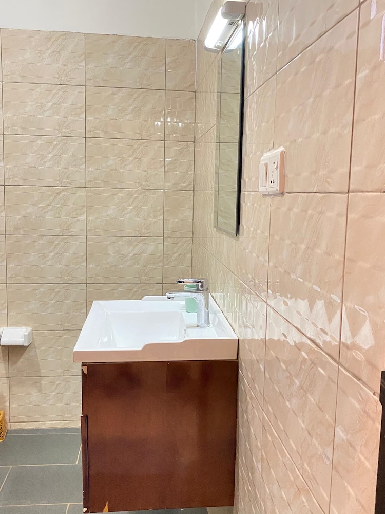 KIGALI QUEENS HOME AND APRTMENTS