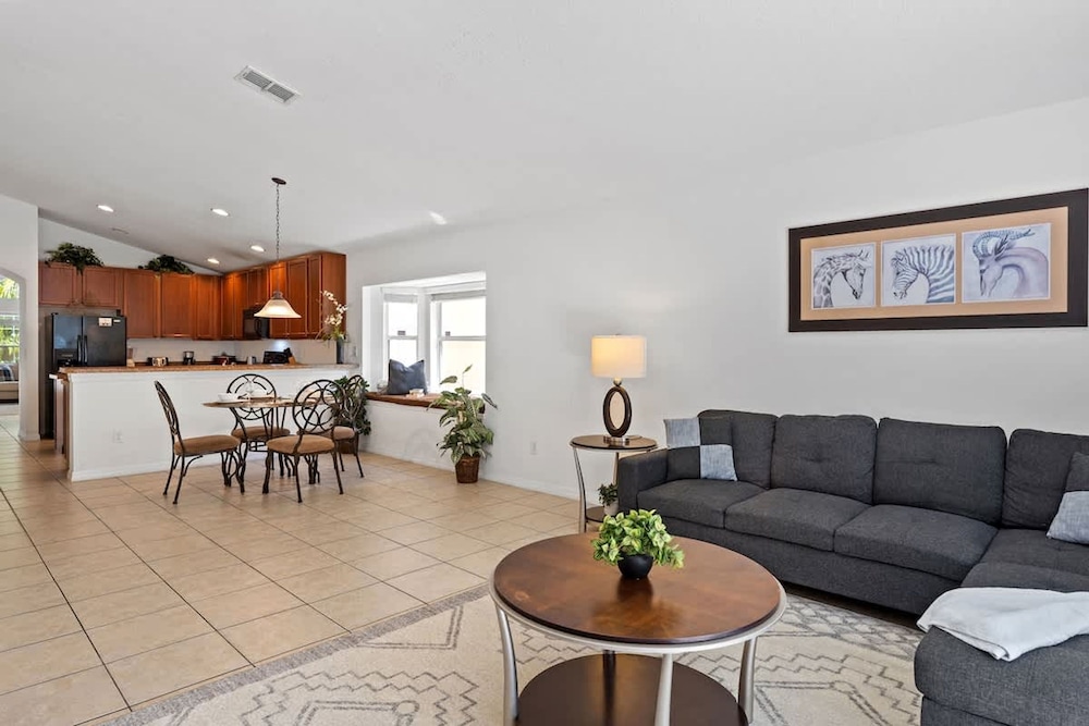 Game Room Plus Private Pool 4BR Disney Area