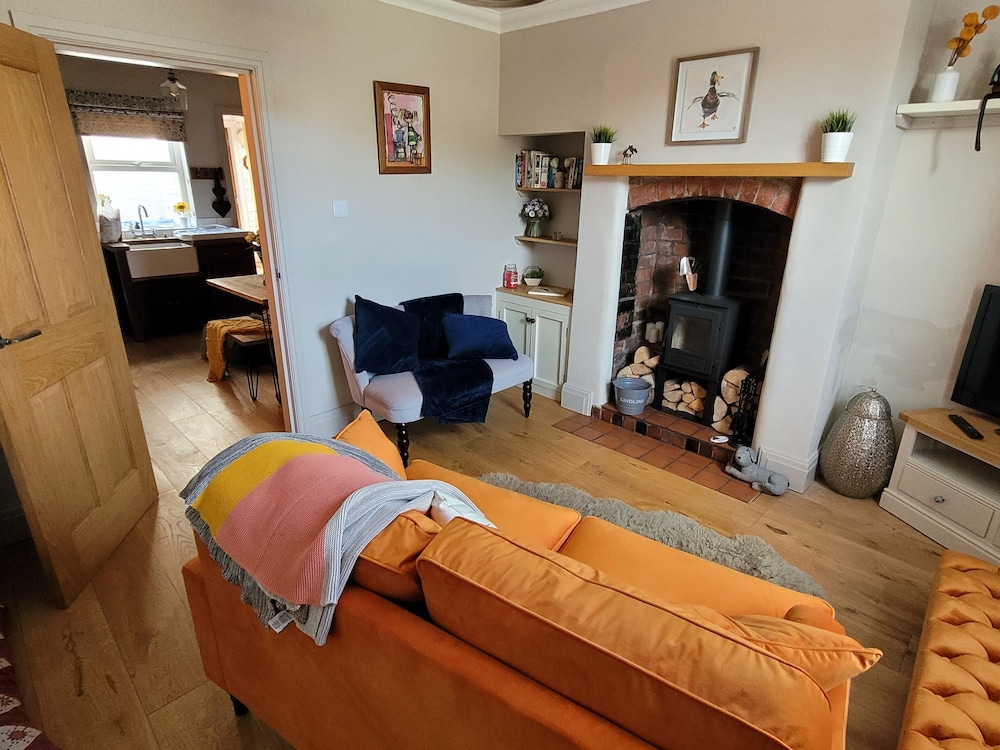 Charming 2-bed Cottage on Outskirts of Beverley view 4