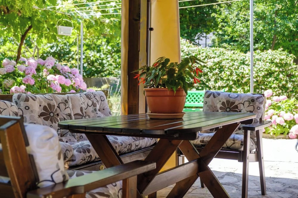 Secret Garden Apartment Mali Losinj