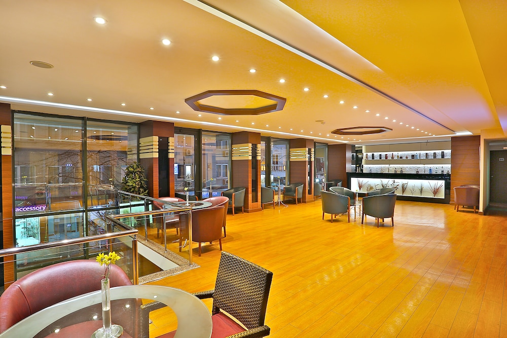 Grand Madrid Otel - Image 15