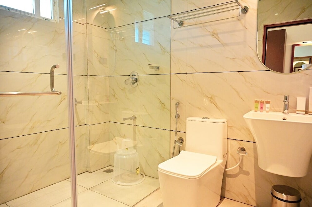 Hotel S S International