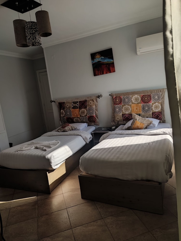 Welcome Arabesque Hostel