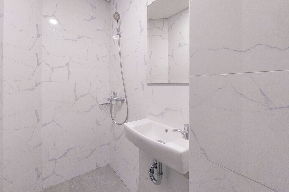 Comfy and Strategic Studio at Pacific Garden Alam Sutera Apartment