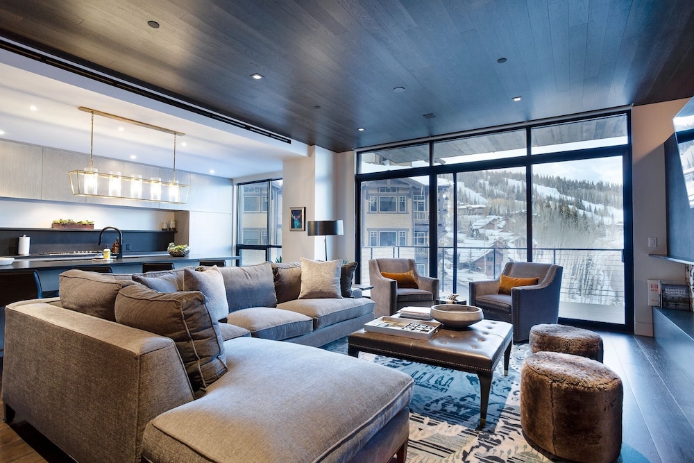 One Empire Pass Lodge at Deer Valley Resort - Three Bedroom Residence #404 3 Condo