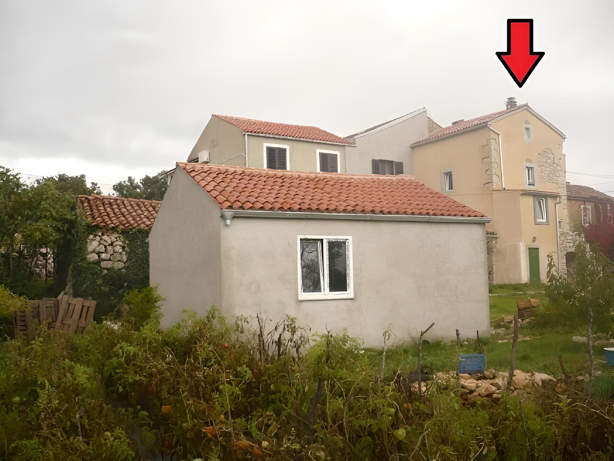 Old Stone - Parking - H view 3