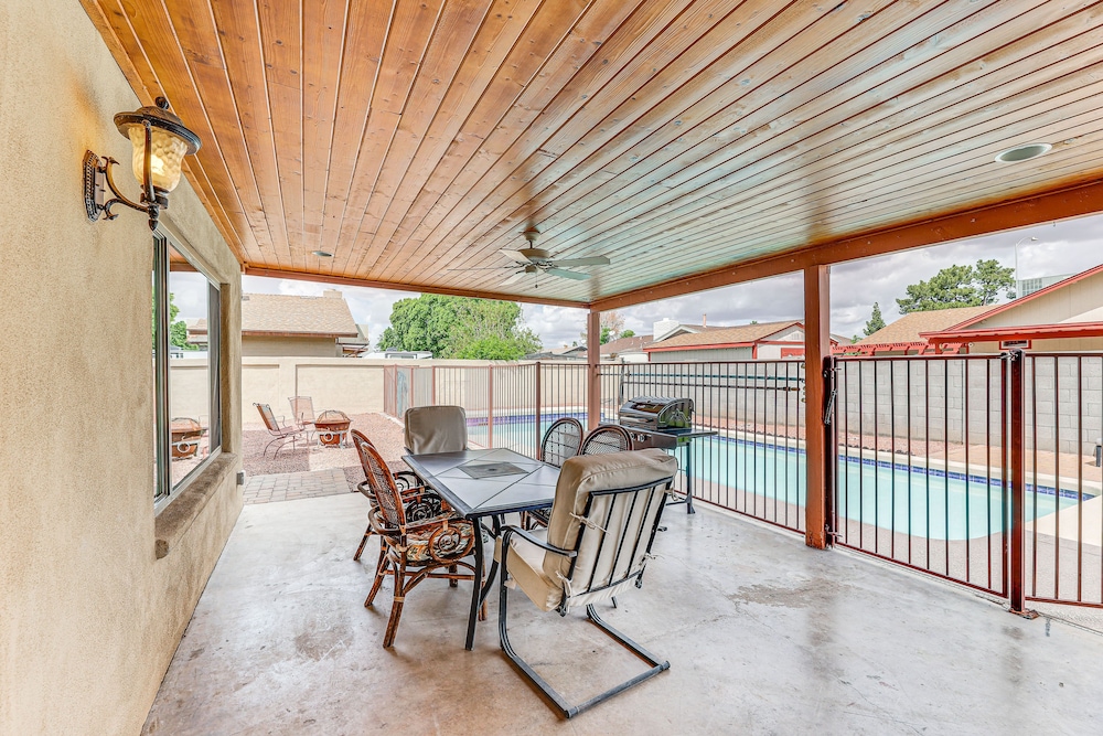 Charming Home w/ Pool - Near Mesa Arts Center! - Property Image 14