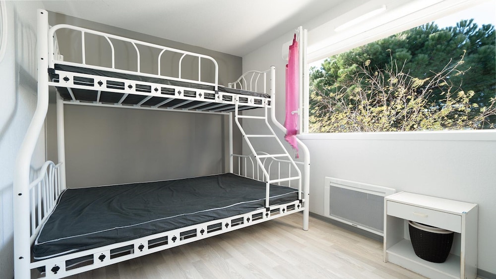 Apartment in Valras Plage With View