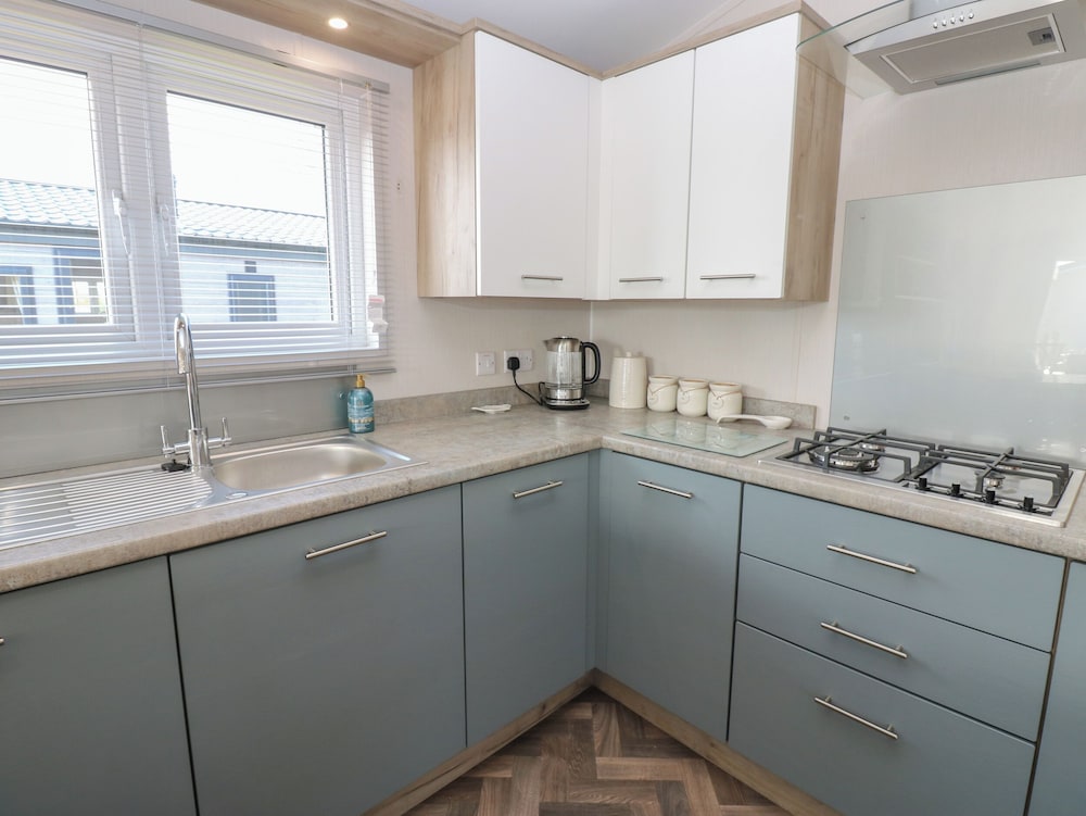 Brocklebank Lodge, 35