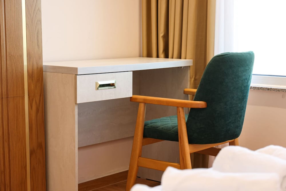 Grandstay Apartments 012