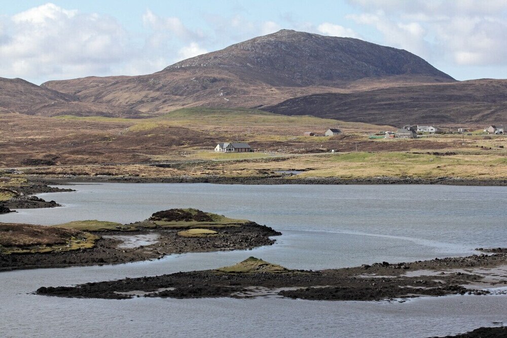 Ceann an Loch Cottage