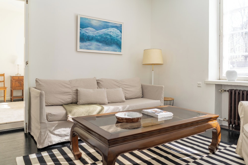Spacious apt in Vibrant Kallio