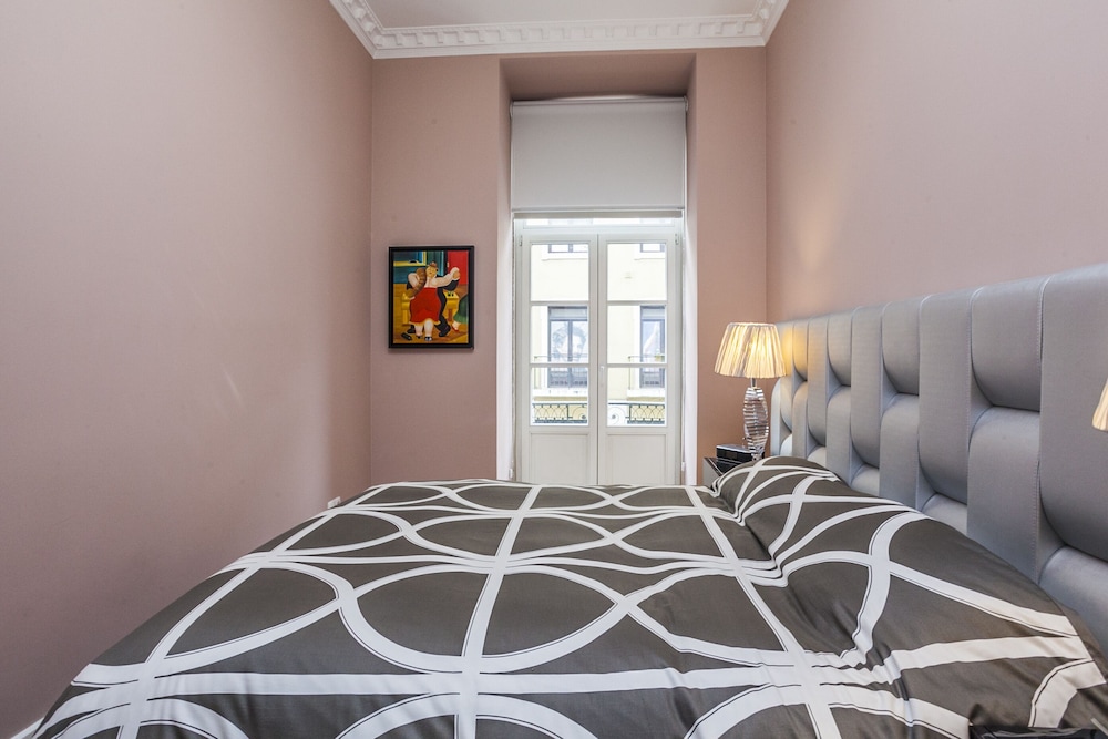LxWay Apartments Rua da Madalena view 2