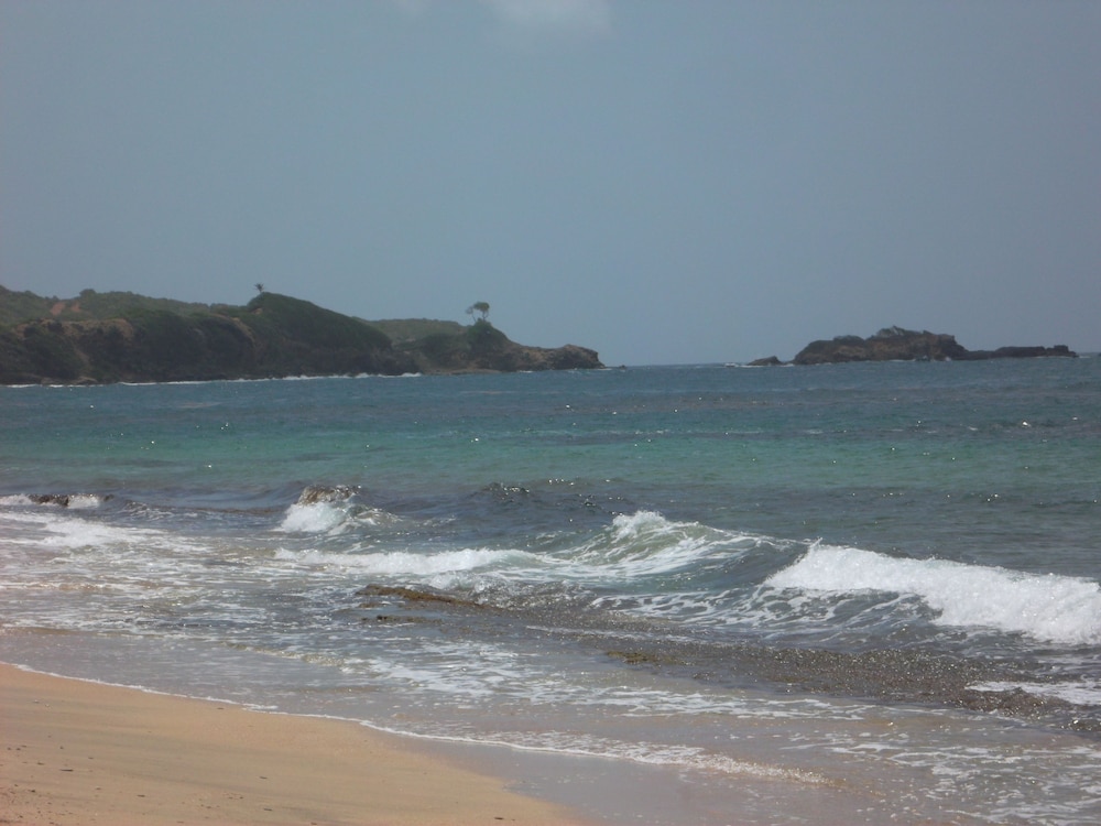 Calibishie Sandbar