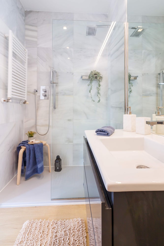 w Remarkable 1BR With Lovely Decor in Justicia