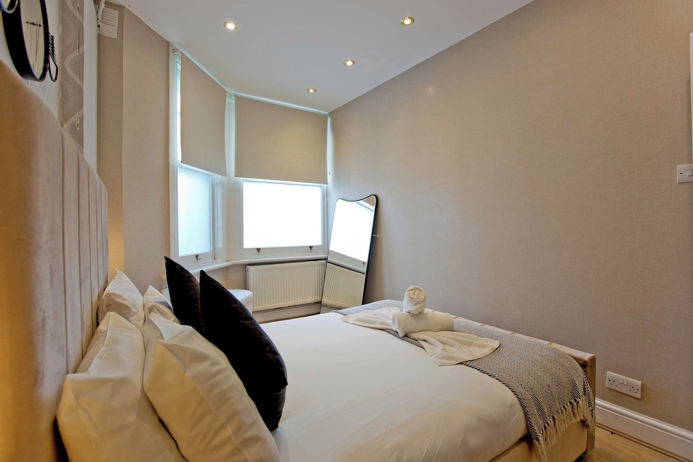 Imperial Earls Court Apartments