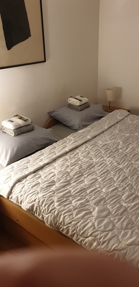 Guest House Bikica view 3