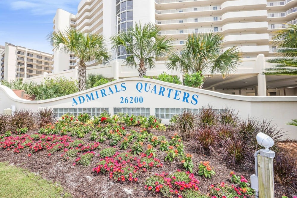 Admirals Quarters 508- Luxury Beachfront Condo 3 Bedrooms 3 Baths 5th Floor