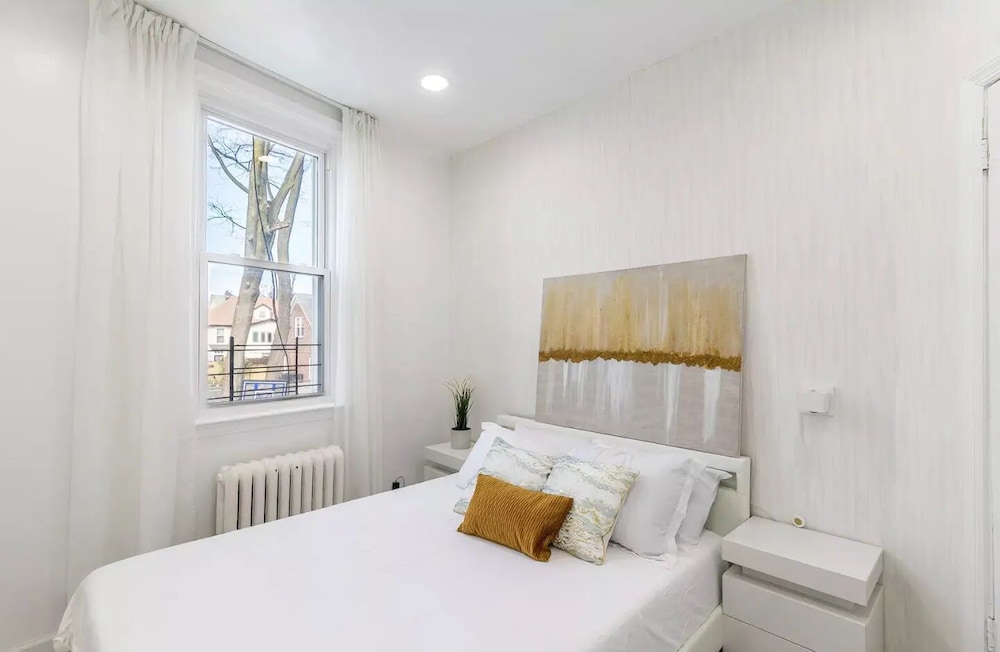 Luxury Living in the Heart of NY - Property Image 6