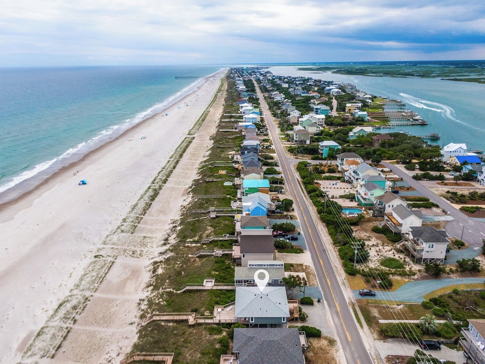 Loony Dunes by Topsail Realty