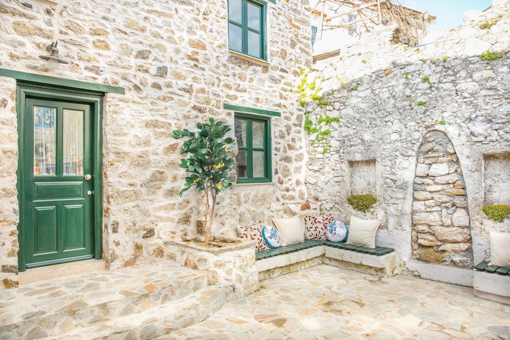 Two Stone Homes