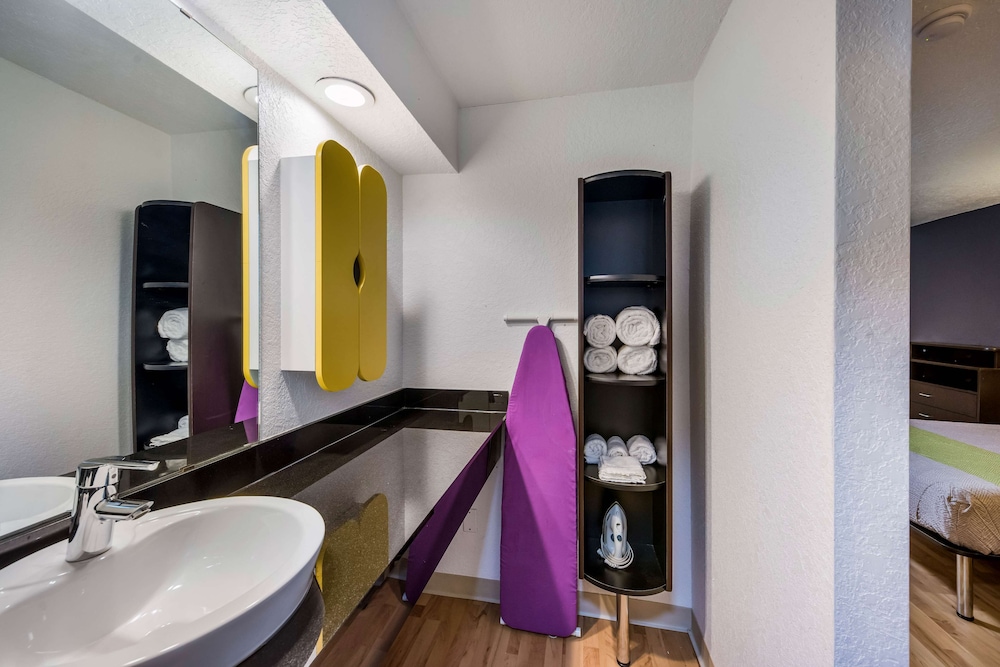 Studio 6 Irving, TX - Irving DFW Airport East