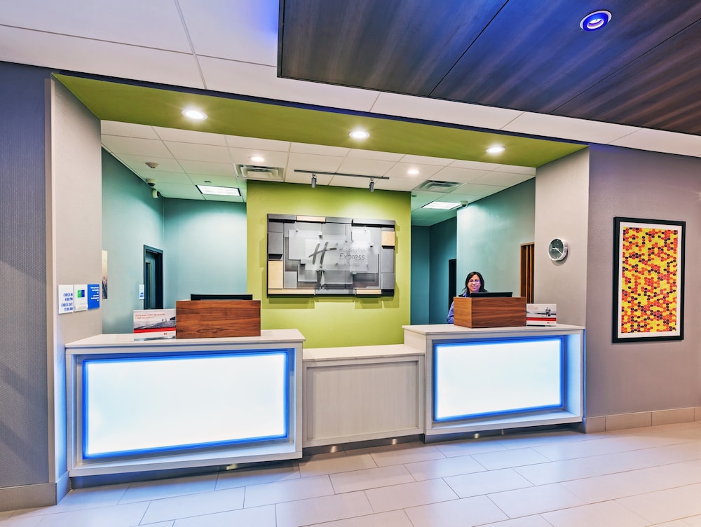 Holiday Inn Express & Suites Perryton by IHG