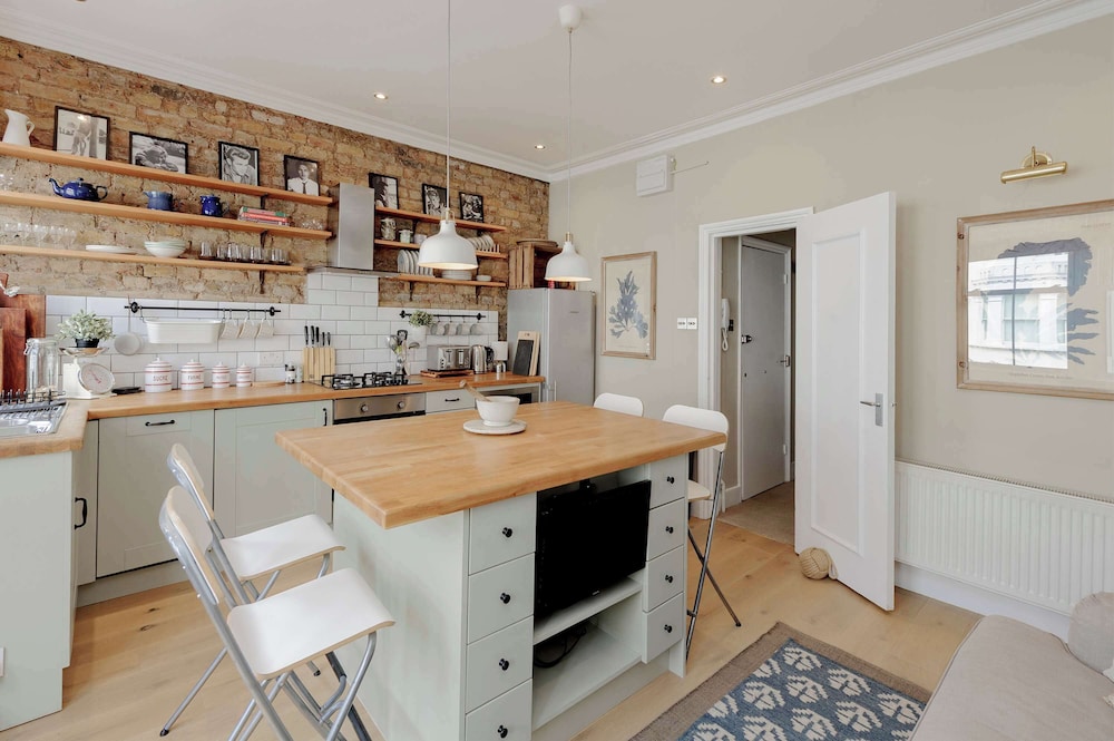 Stunning 2-bedroom Flat in Fulham