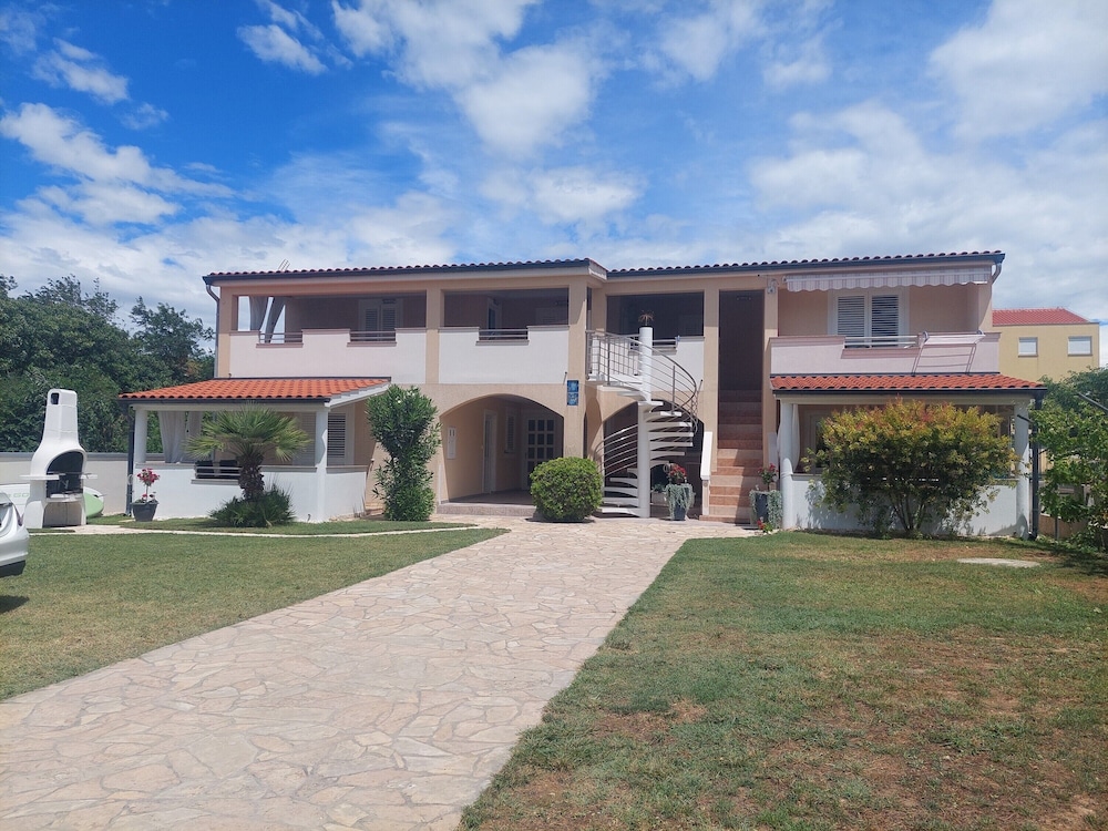 Apartments Juracak Josip i Mira