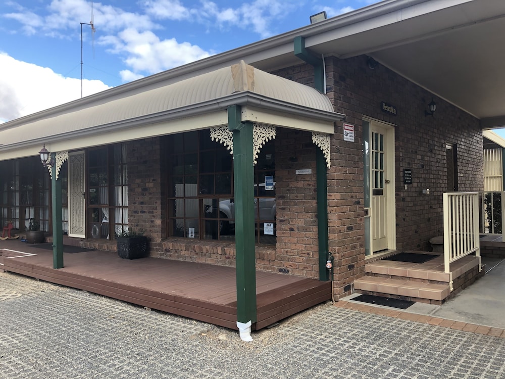 Travellers rest Motor Inn