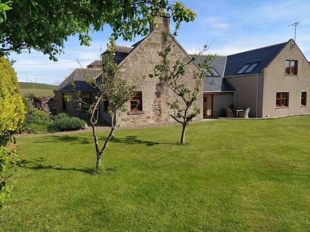 Chapel Of Barras Farm Bed & Breakfast