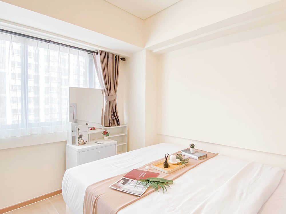 Modern Touch 2Br Apartment At Meikarta