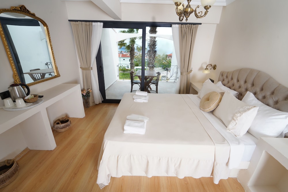 Cunda House Küçük Otel - Image 28