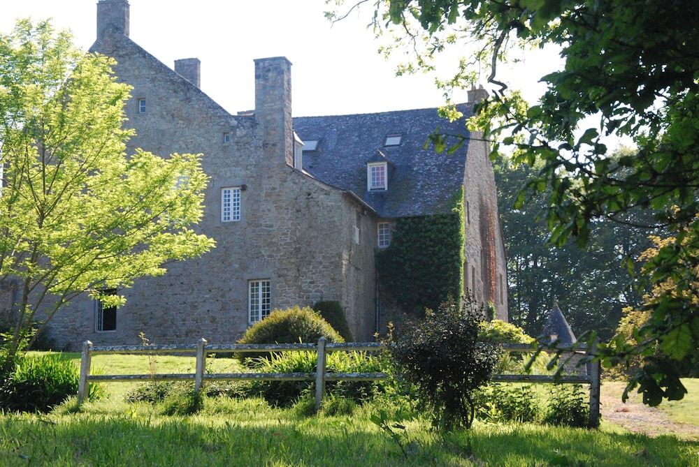 Manoir du Vaumadeuc- chambres au chateau