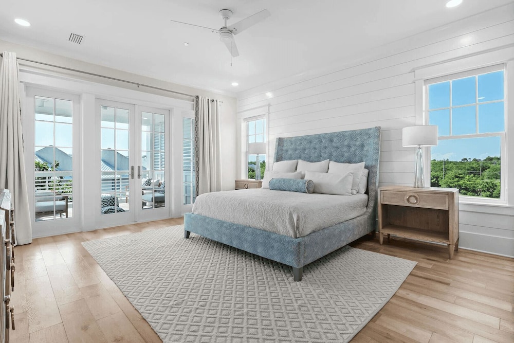 Endless Summer by Avantstay Oceanview, Private Pool, Golf Cart