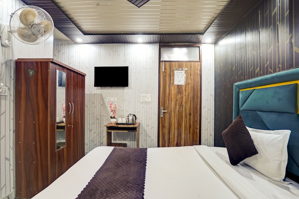 Hotel Anvit Residency - By The Arrow
