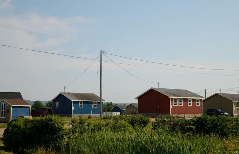 Crown Cove Cottages