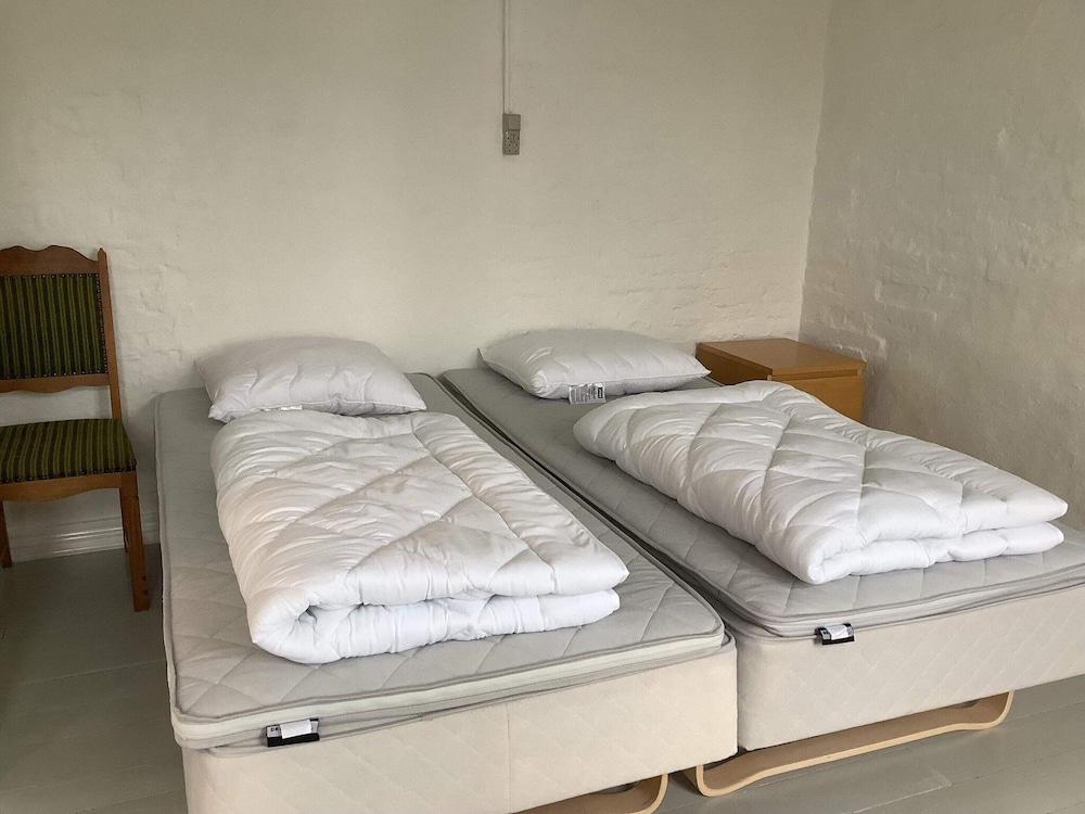 8 Person Holiday Home in Roslev