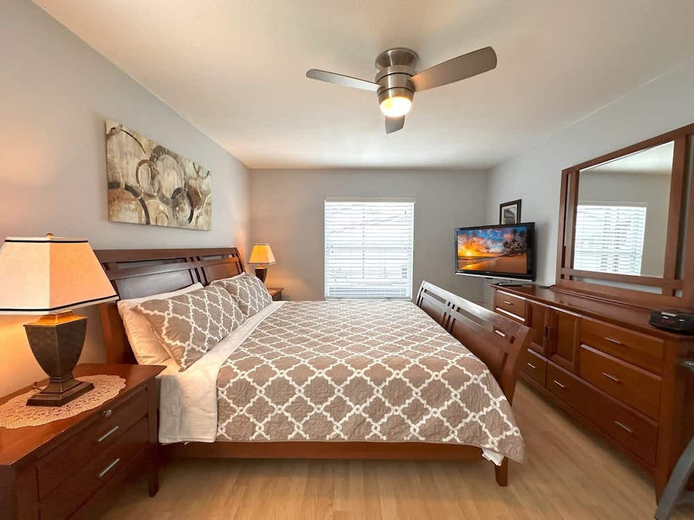 Less Than 10 Minutes From Disney 3Bd Villa With Pool