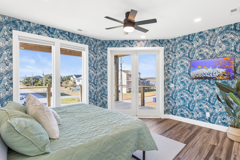 Salt & Lime by Topsail Realty