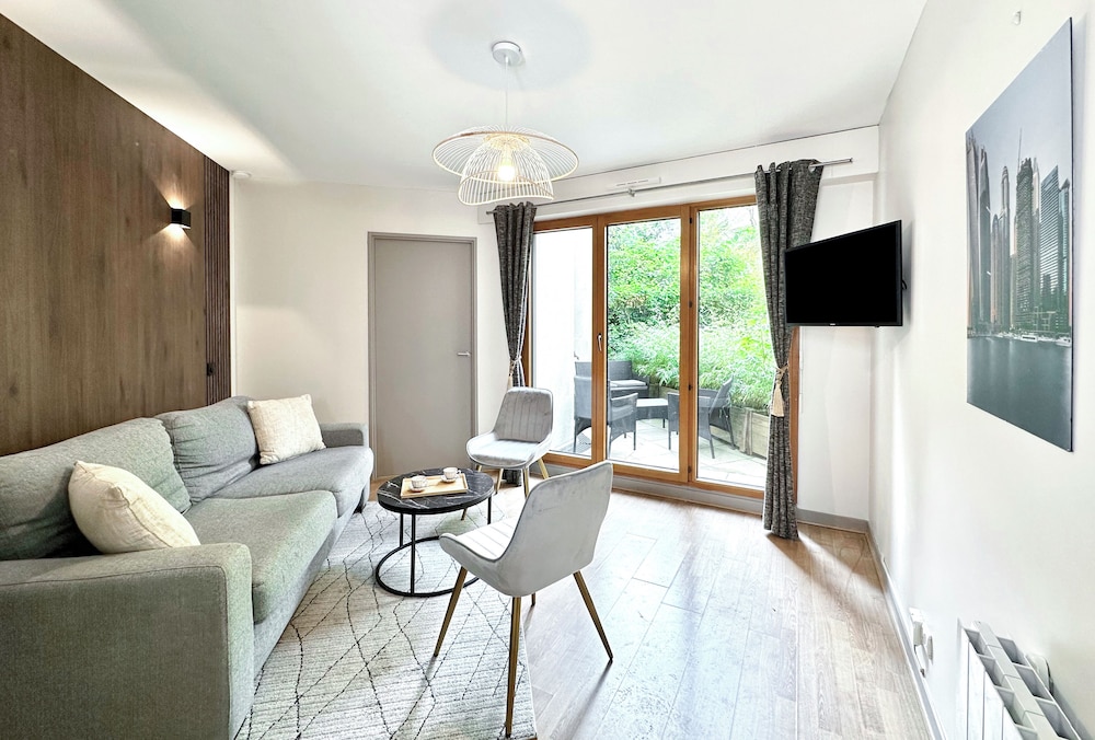 1607 Brancion
