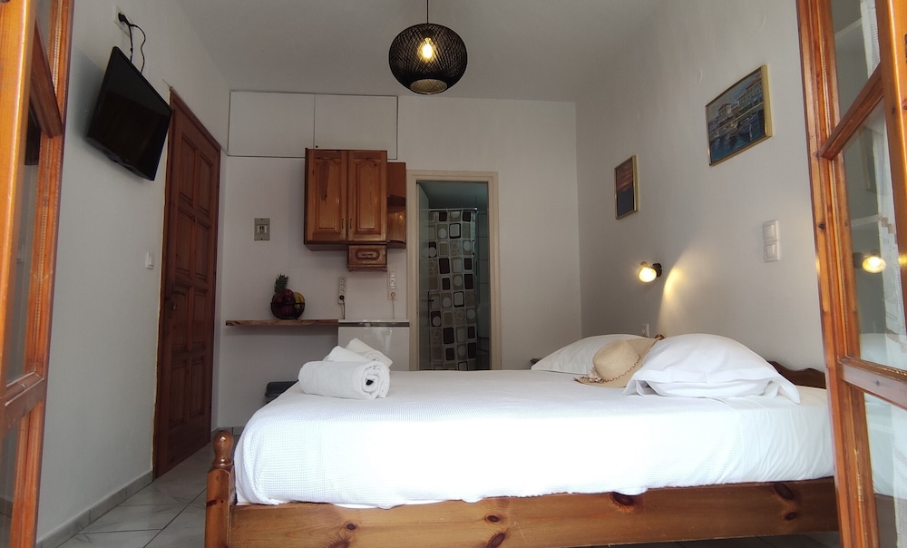 Kapetanos Rooms