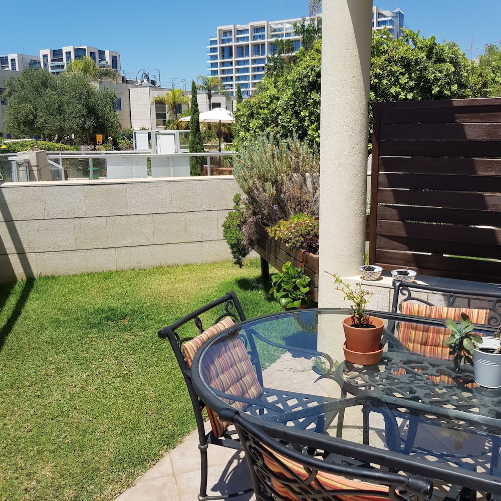 Israel Marina Village rent apartment