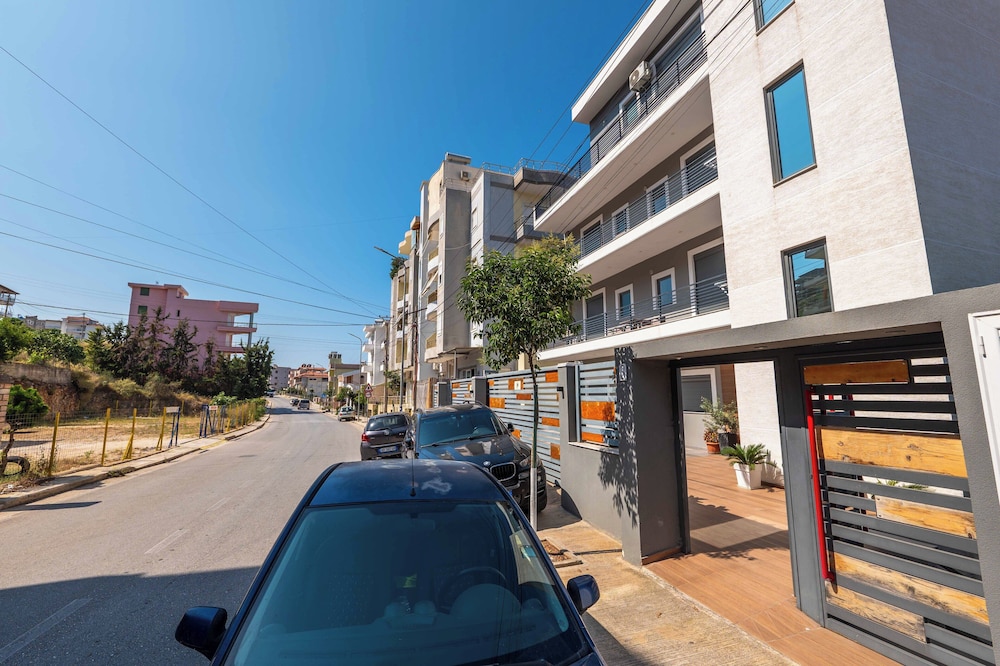 StarLight Apartments 1