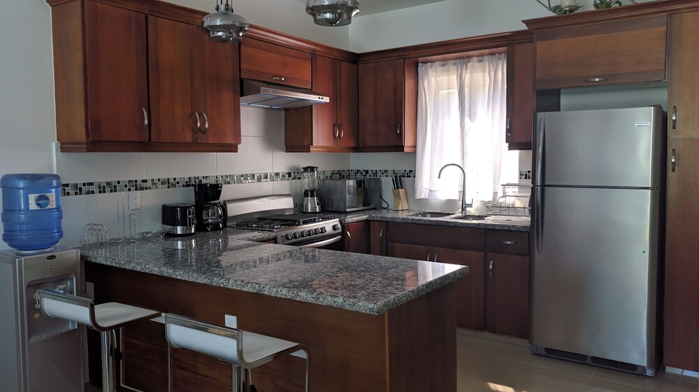 Modern & Private Tropical Villa in Gated Community Minutes From the Beach view 5