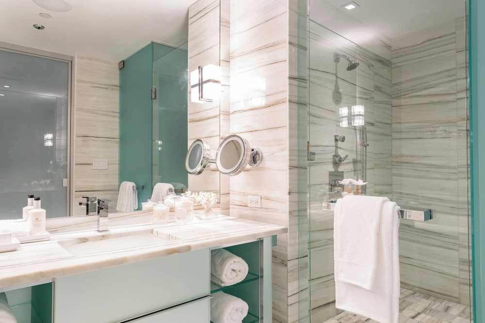W South Beach Private Luxury Suites