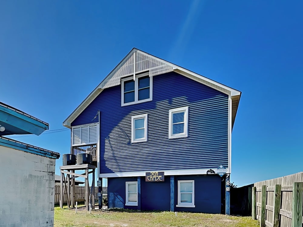 Sea Chase by Topsail Realty