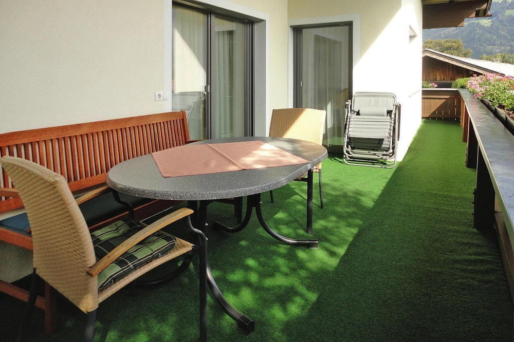 Apartment in Fugen Near Spieljochbahn