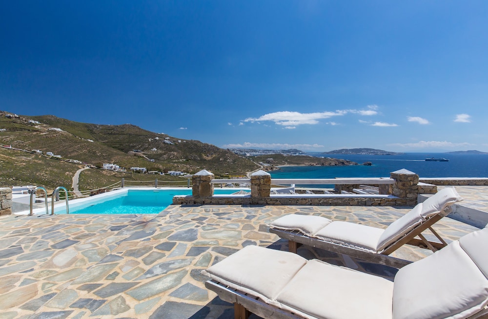 SeaBlue Villas