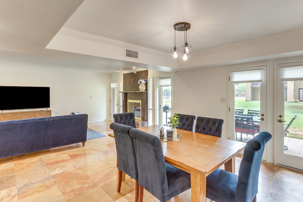 5 Mi to Colorado River: Yuma Gem w/ Pool Access!